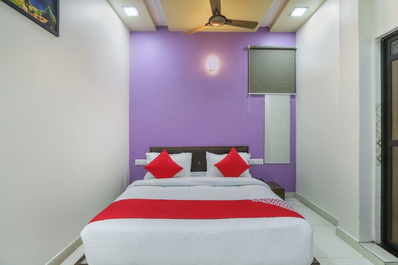 Naroda Oyo 47110 Hotel Royal Palace מראה חיצוני תמונה